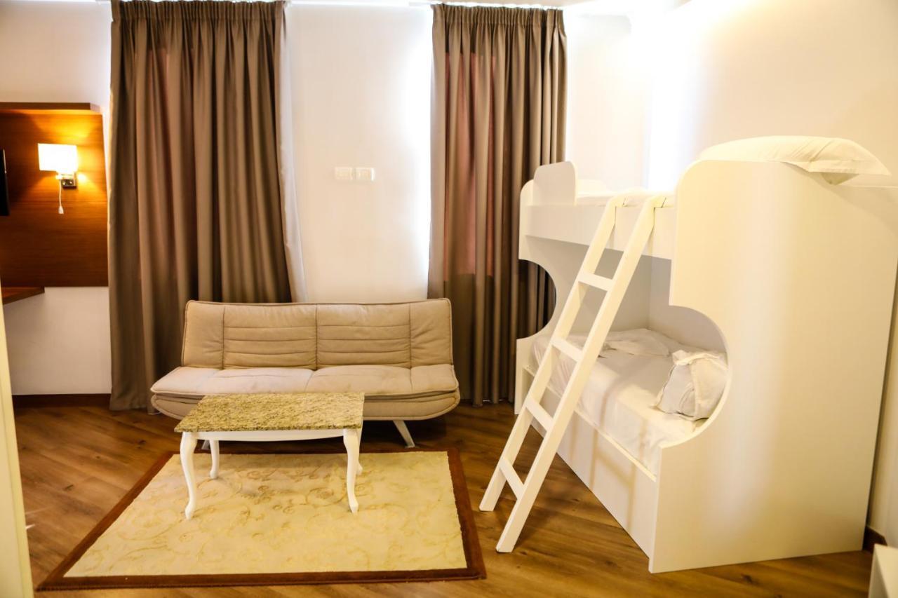 Golden Ring Resort Farke e Madhe Exterior foto